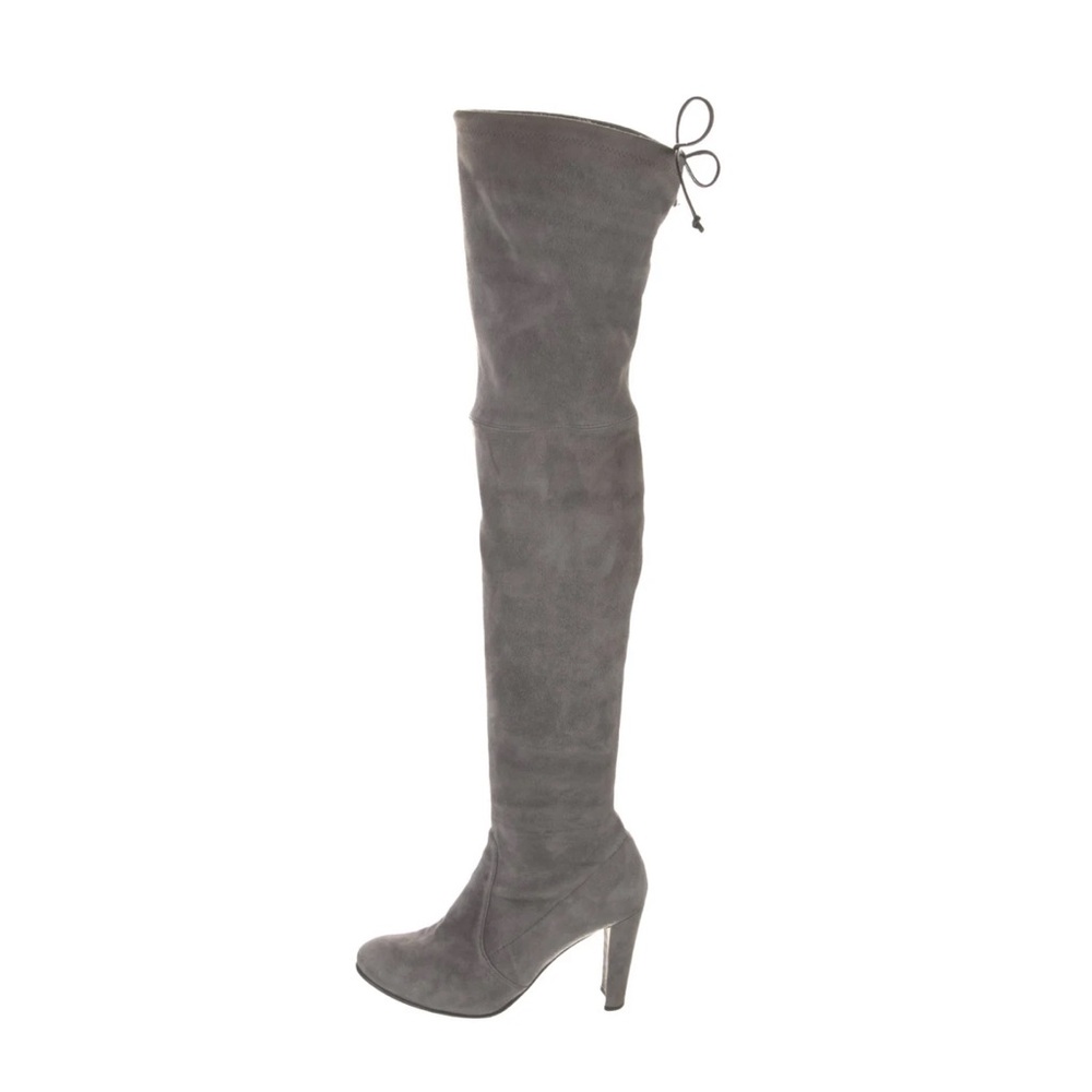Stuart Weitzman
Suede Lace-Up Boots